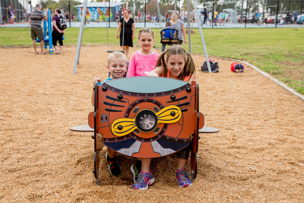 Kukułka J2612-GF place zabaw grafic games wykończenie metropolis obraz zdjęcie